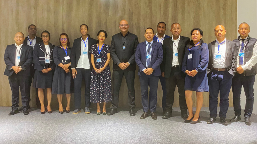 Voyage d’étude de EDB Madagascar axé sur la digitalisation des services ...